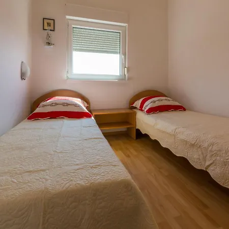 Ani Apartment