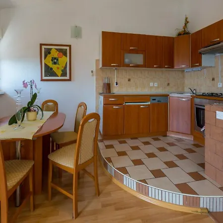 Apartment Ani *